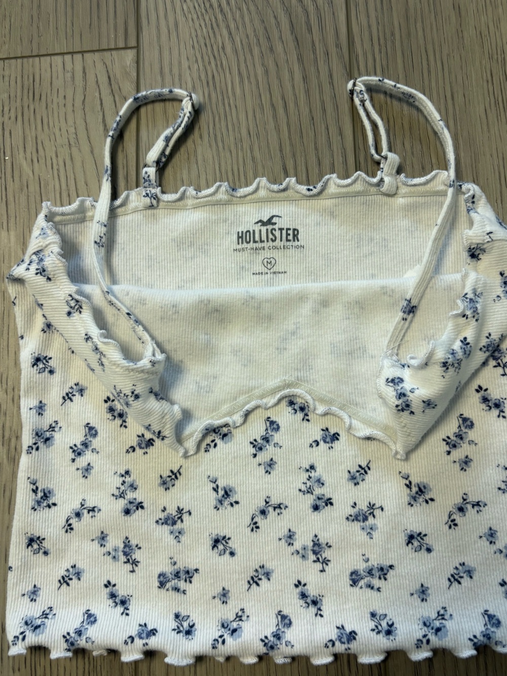Hollister White Ribbed Tank Top with Blue Floral Print - Picture 2 of 4